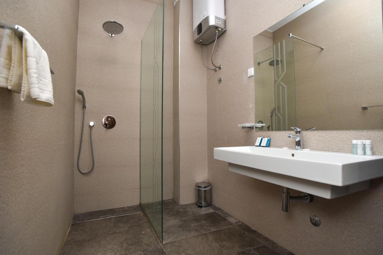 Barbeta Accommodation Budva Bagian luar foto